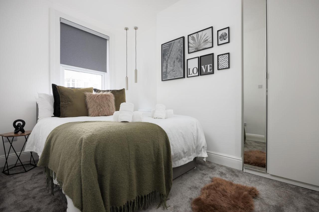 The Getaway! 3 Bed House - Plymouth - Sleeps 7 - Free Parking - Habita Property Exterior photo